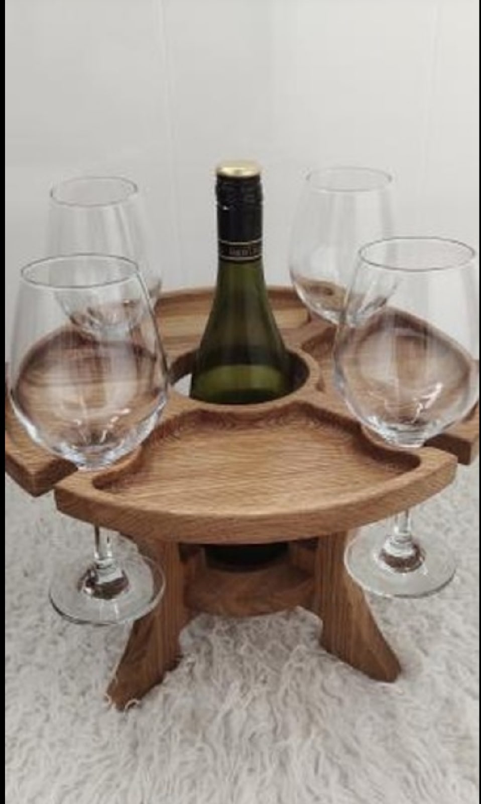 Винный стол на 4 бокала из дуба у покупателя